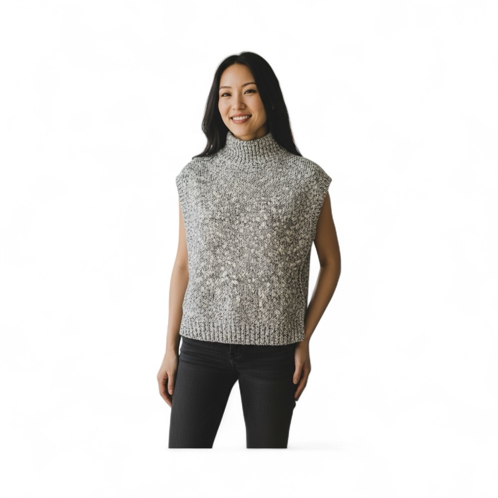 Golden Touch Sleeveless Sweater Black & White  Medium Vintage